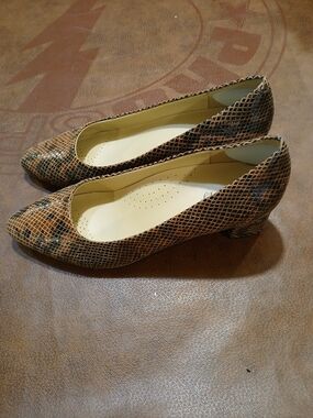 Trotters Brown Snake-Print Low Block Heel Pumps